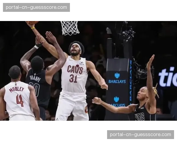 复盘：骑士击败尼克斯，阿伦-莫布利双塔阵型破解对手收缩防守